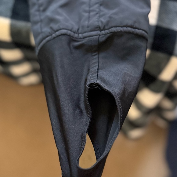 OSSI Women's Black Skiwear - Picture 3 of 7